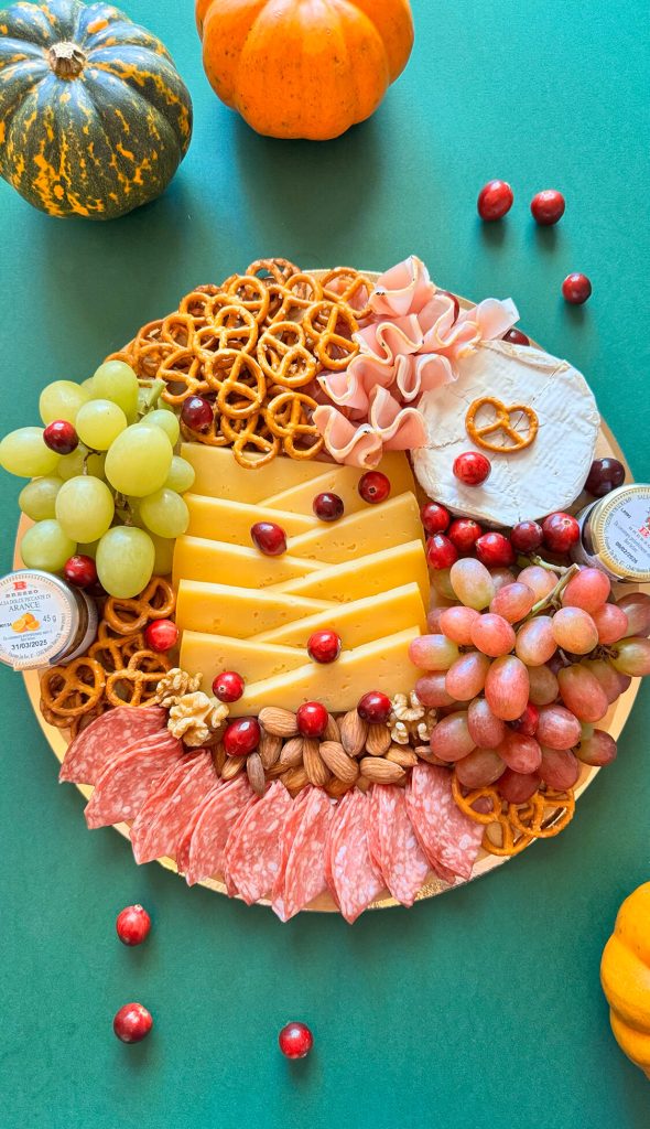 Mazā uzkodu paplāte - pikniKarba